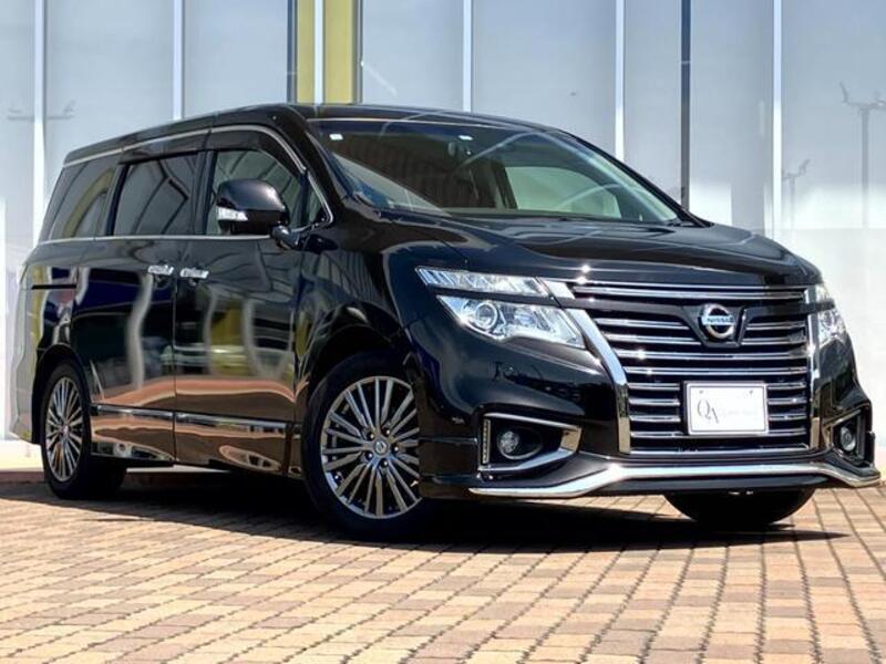 NISSAN ELGRAND