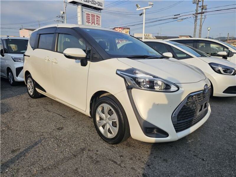 TOYOTA SIENTA