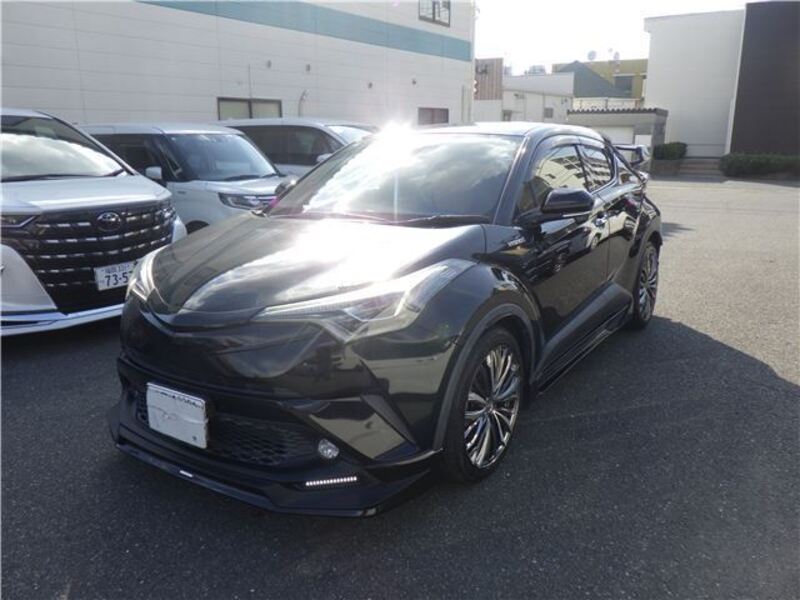 TOYOTA C-HR