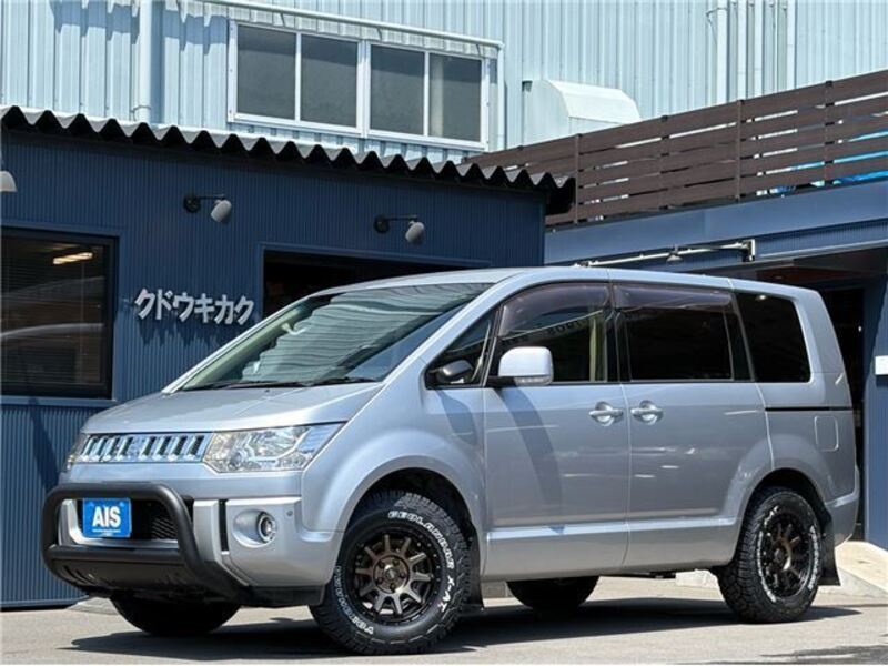 MITSUBISHI DELICA