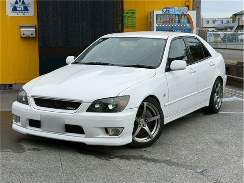 TOYOTA ALTEZZA