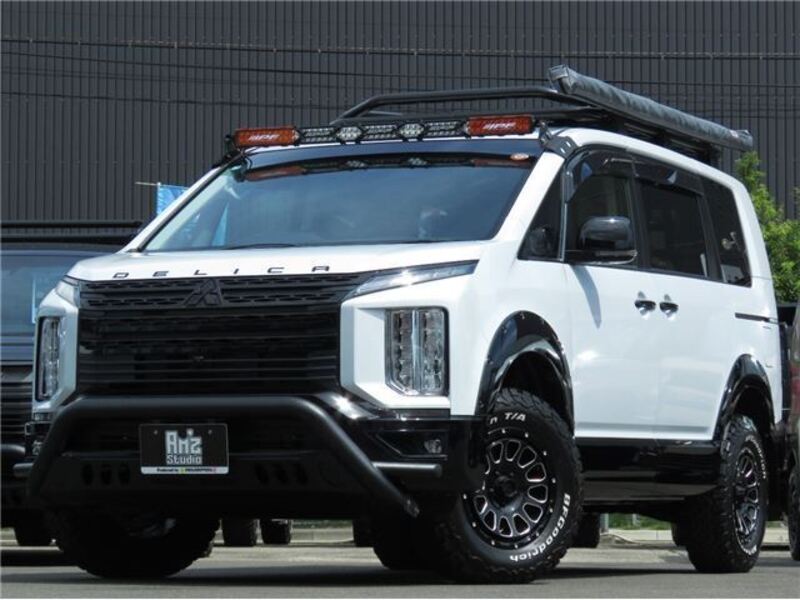 MITSUBISHI DELICA D5