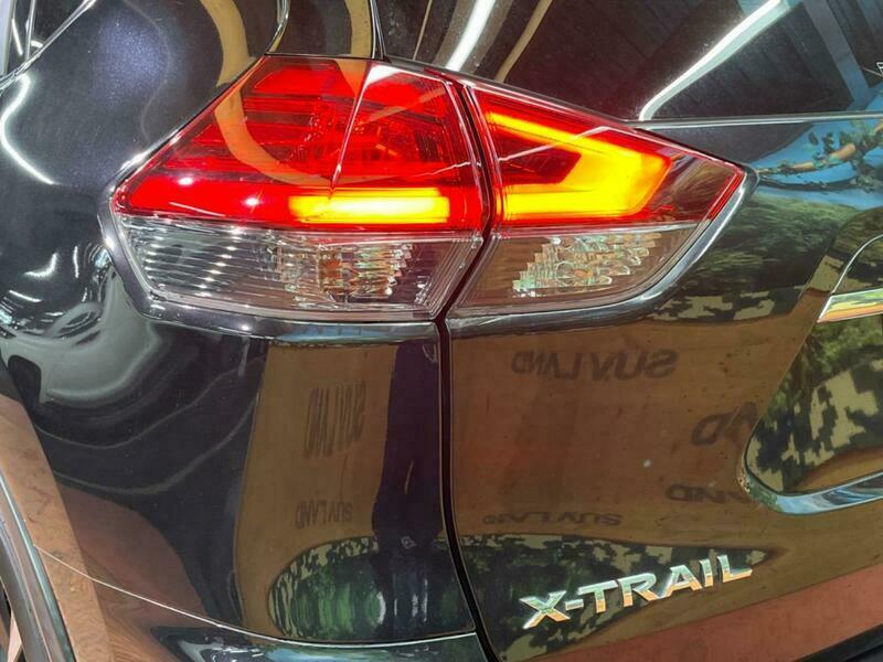 X-TRAIL