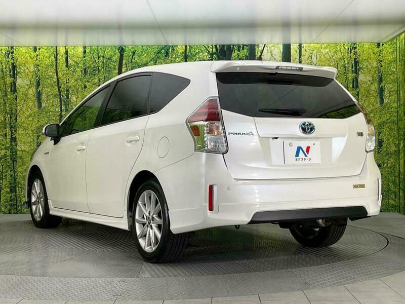 PRIUS ALPHA