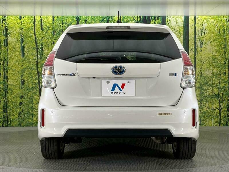 PRIUS ALPHA