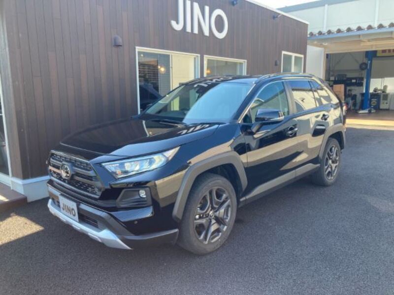 TOYOTA RAV4