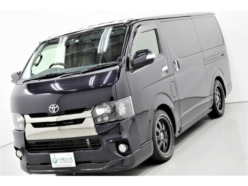 HIACE VAN-1