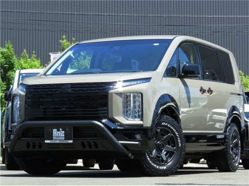 MITSUBISHI DELICA D5