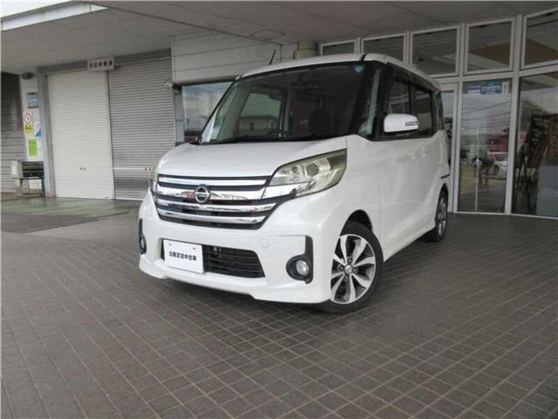 NISSAN DAYZ ROOX