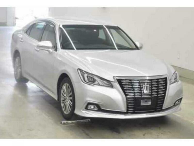 Used 2016 TOYOTA CROWN DBA-GRS210 | SBI Motor Japan