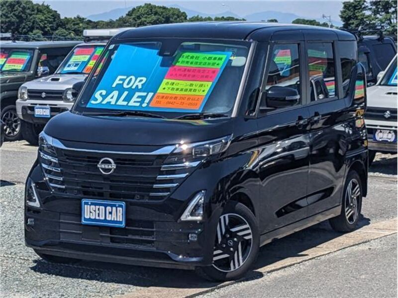 NISSAN ROOX