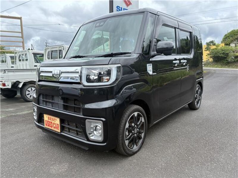 DAIHATSU WAKE
