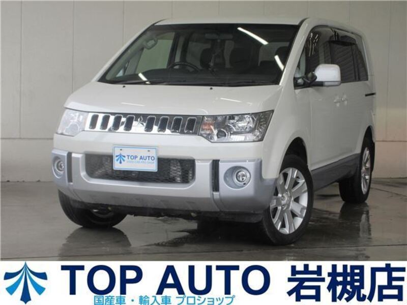 MITSUBISHI DELICA D5
