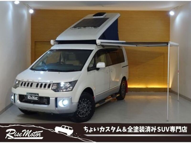 MITSUBISHI DELICA D5