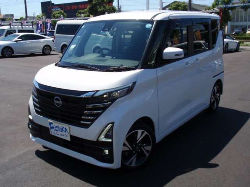 NISSAN ROOX