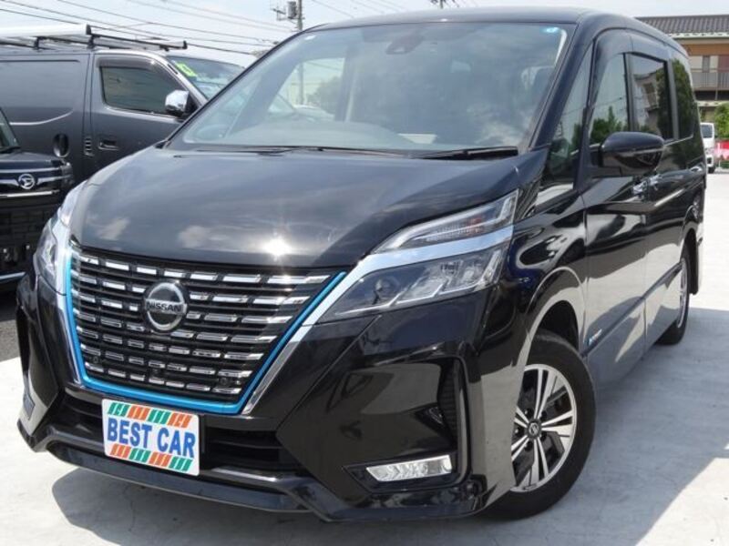 NISSAN SERENA
