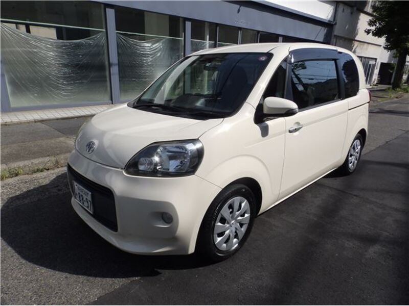 TOYOTA PORTE