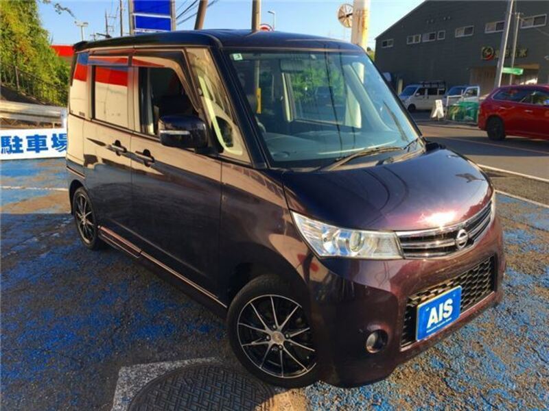 NISSAN ROOX