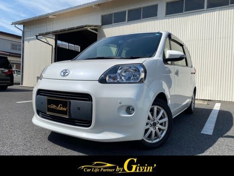 TOYOTA PORTE