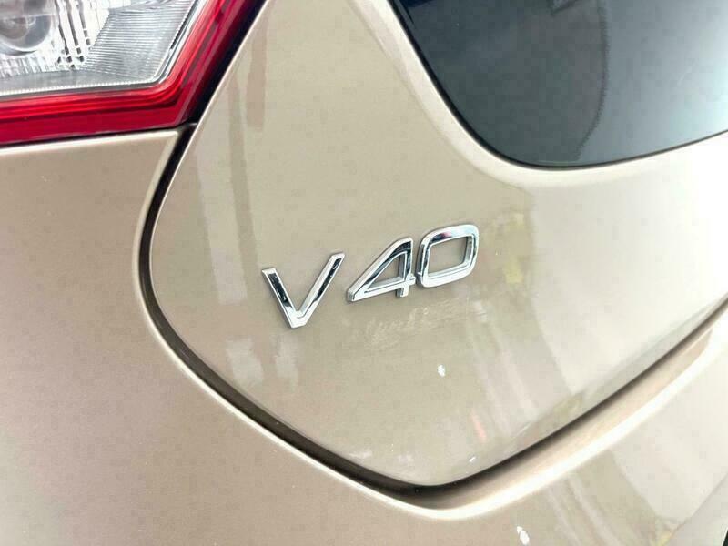 V40