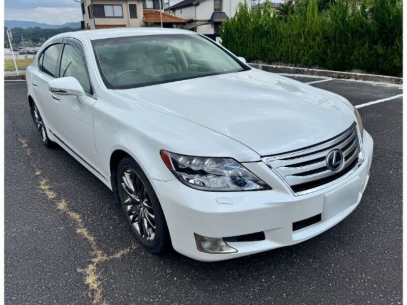 LEXUS LS