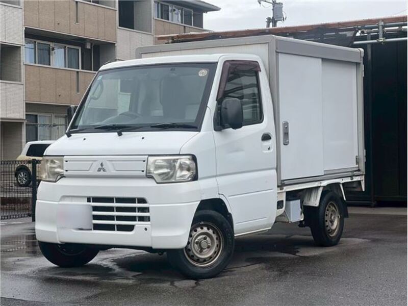MITSUBISHI MINICAB TRUCK