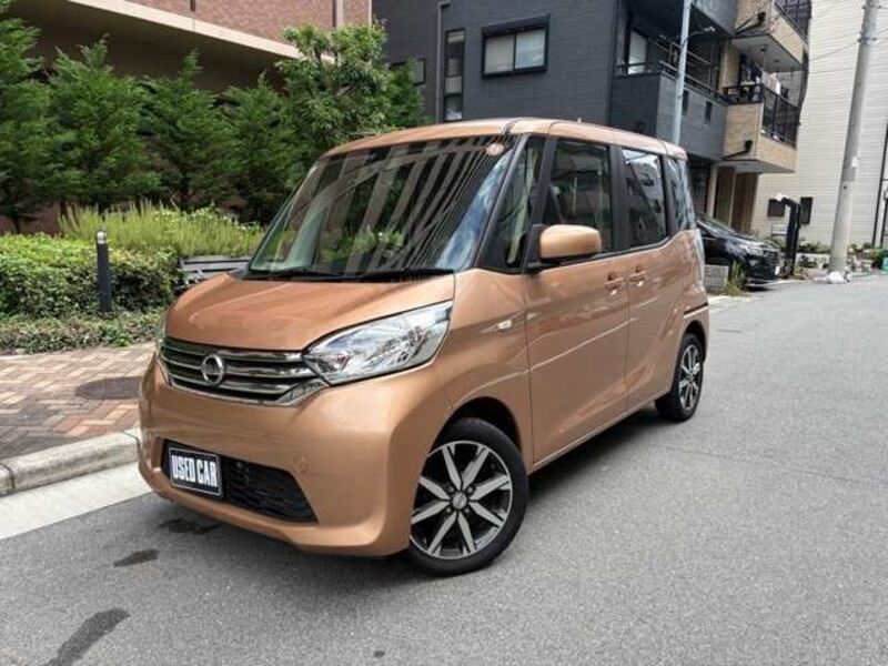 NISSAN DAYZ ROOX