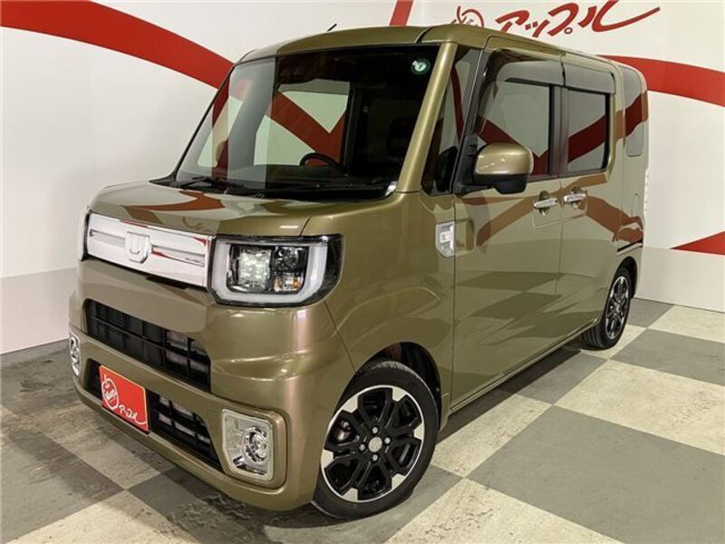 DAIHATSU WAKE