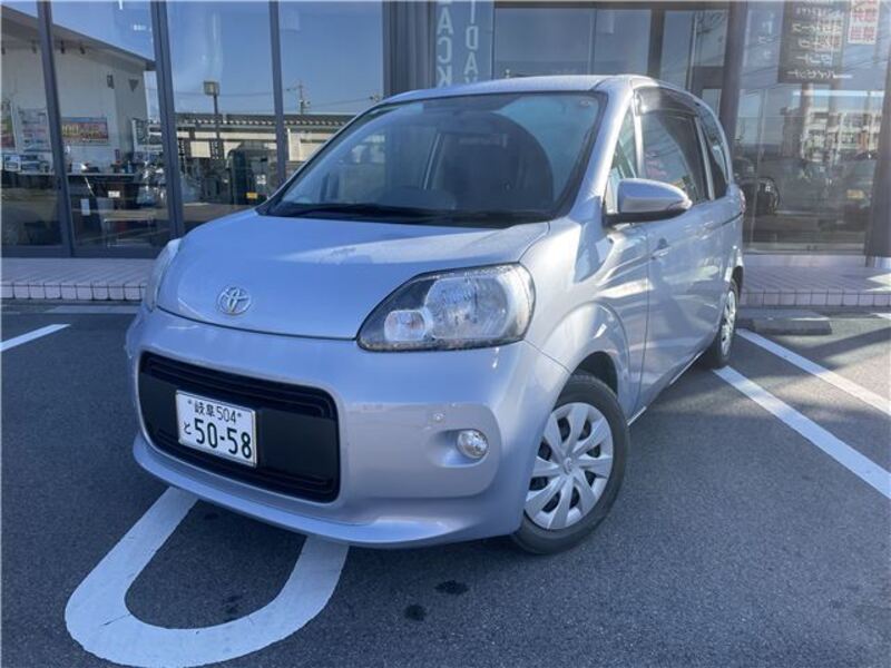 TOYOTA PORTE