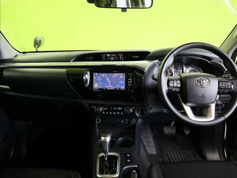 HILUX