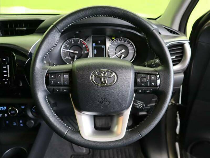 HILUX