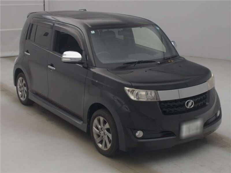 TOYOTA BB