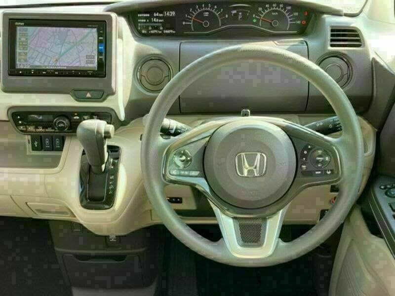 N BOX