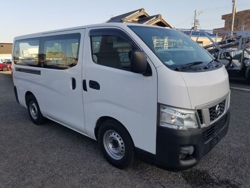 NISSAN NV350 CARAVAN