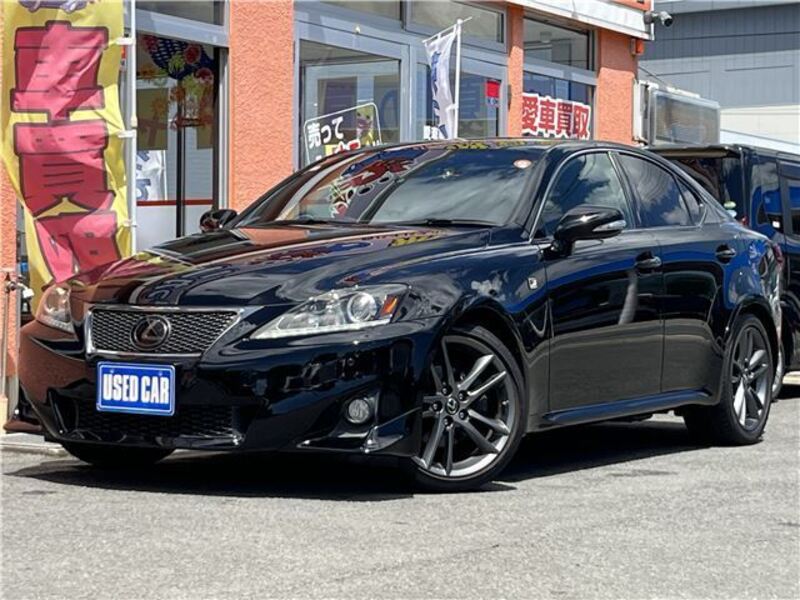 LEXUS IS