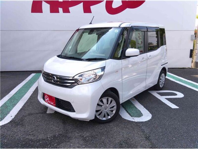 NISSAN DAYZ ROOX