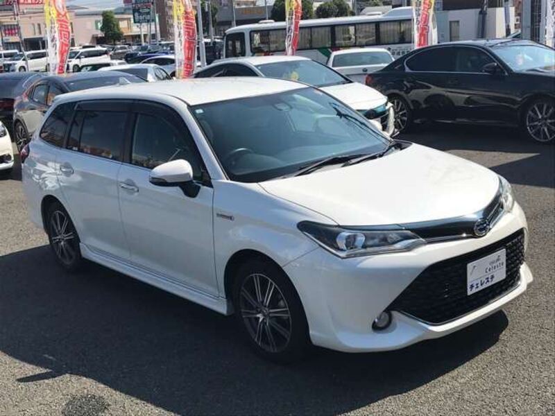 TOYOTA COROLLA FIELDER