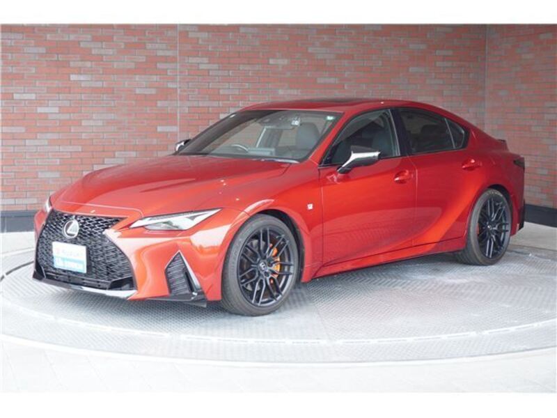 LEXUS IS