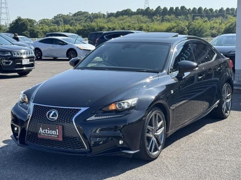 LEXUS IS