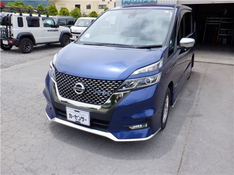 NISSAN SERENA