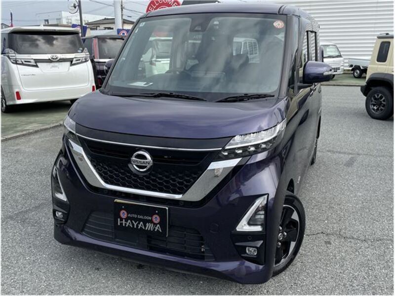 NISSAN ROOX