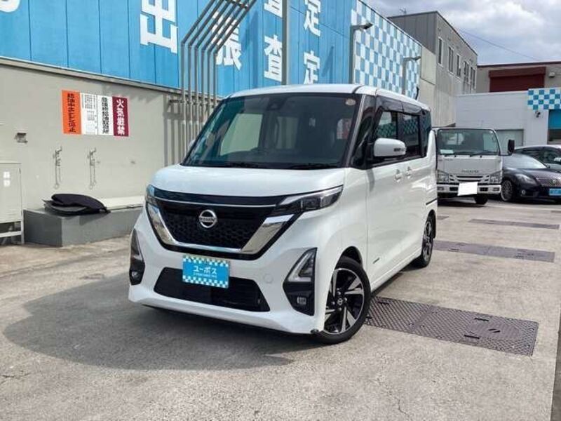 NISSAN ROOX