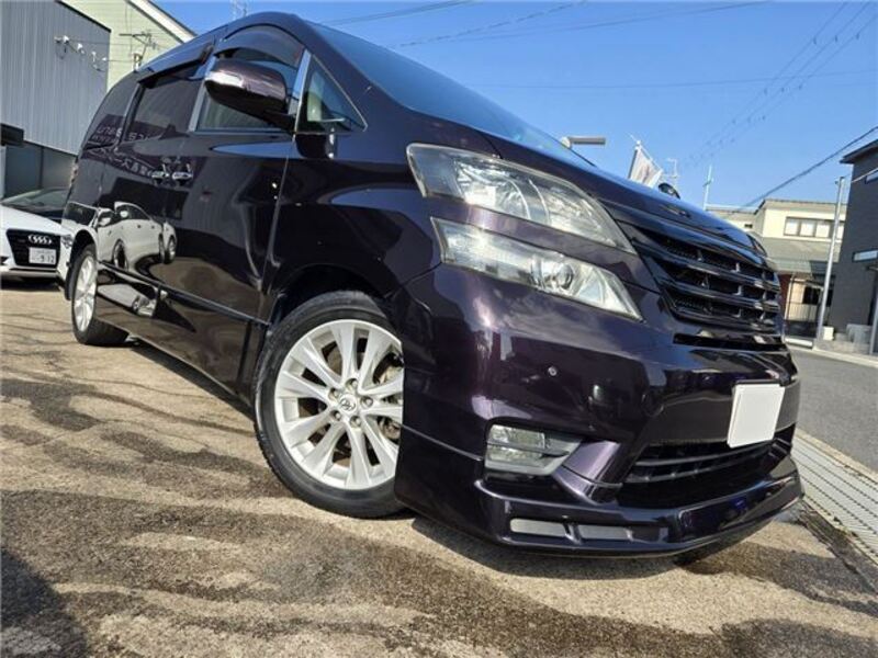 TOYOTA VELLFIRE