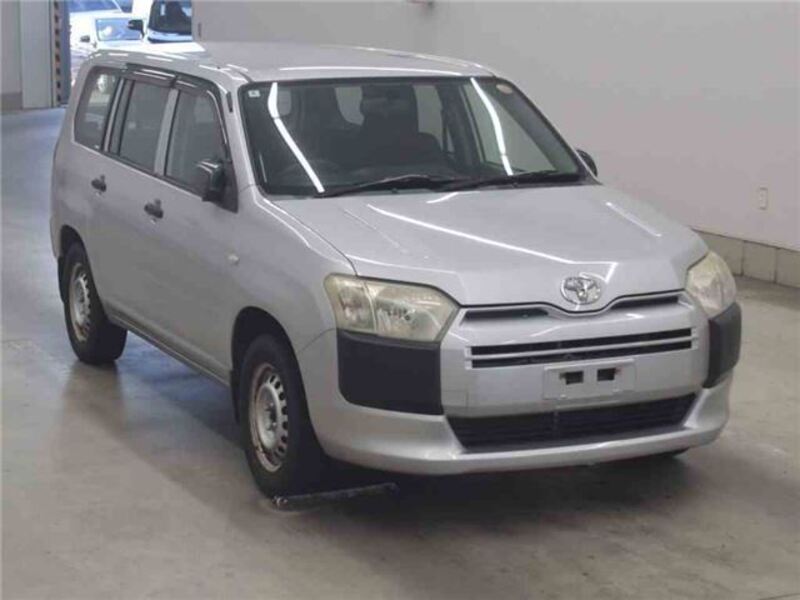 TOYOTA SUCCEED