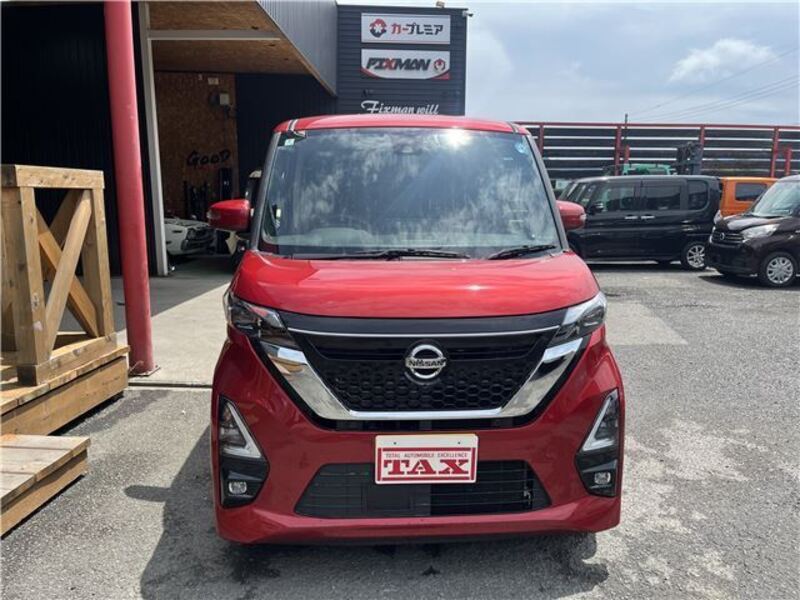 NISSAN ROOX