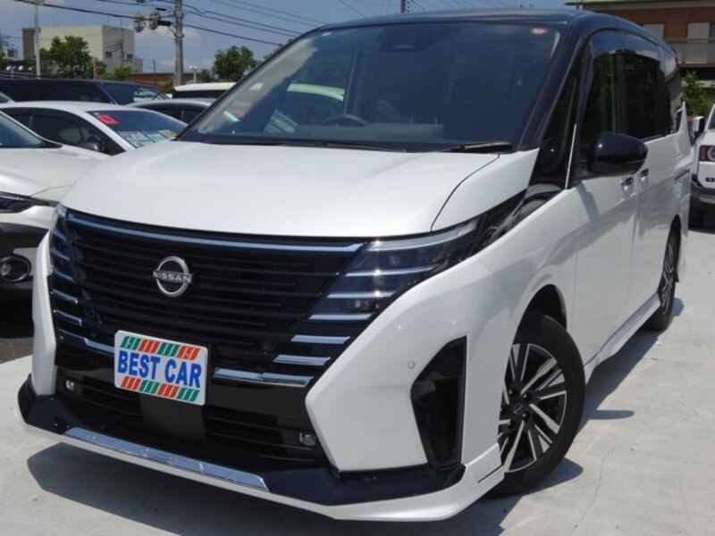 NISSAN SERENA