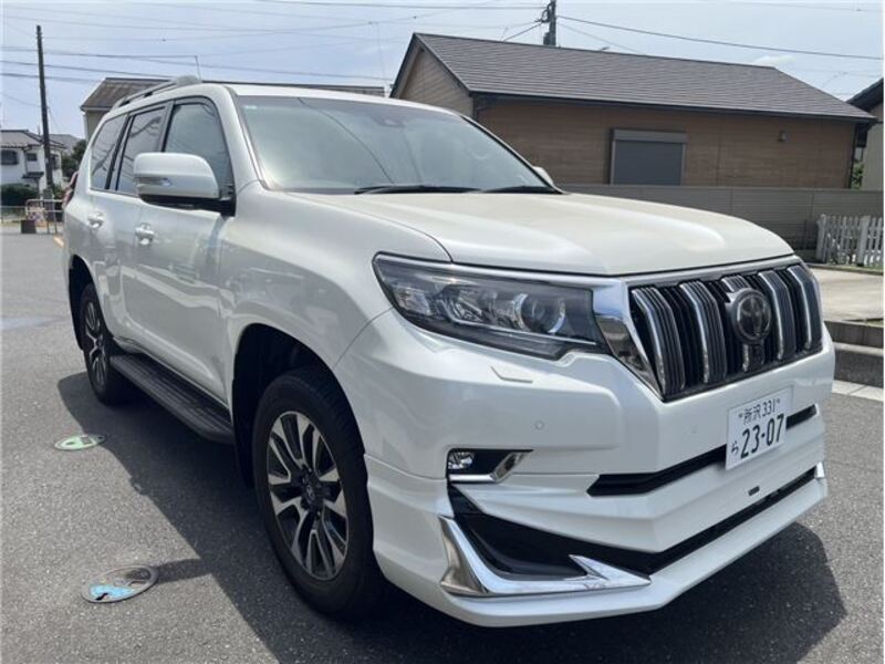 TOYOTA LAND CRUISER PRADO