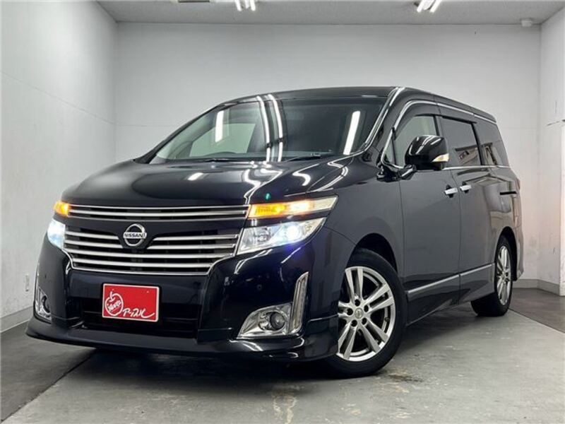 NISSAN ELGRAND