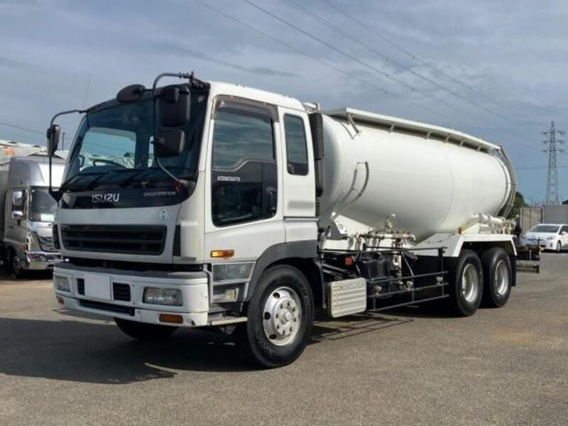 ISUZU GIGA