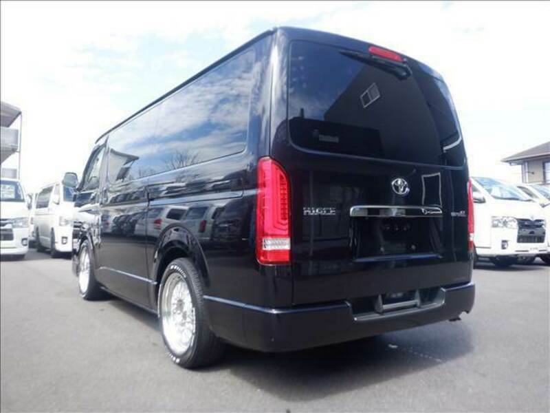 HIACE VAN-15